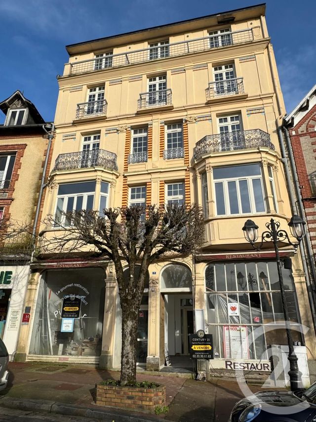 Appartement F2 à vendre - 2 pièces - 37.6 m2 - BAGNOLES DE L ORNE NORMANDIE - 61 - BASSE-NORMANDIE - Century 21 Agence Pays D'Andaines